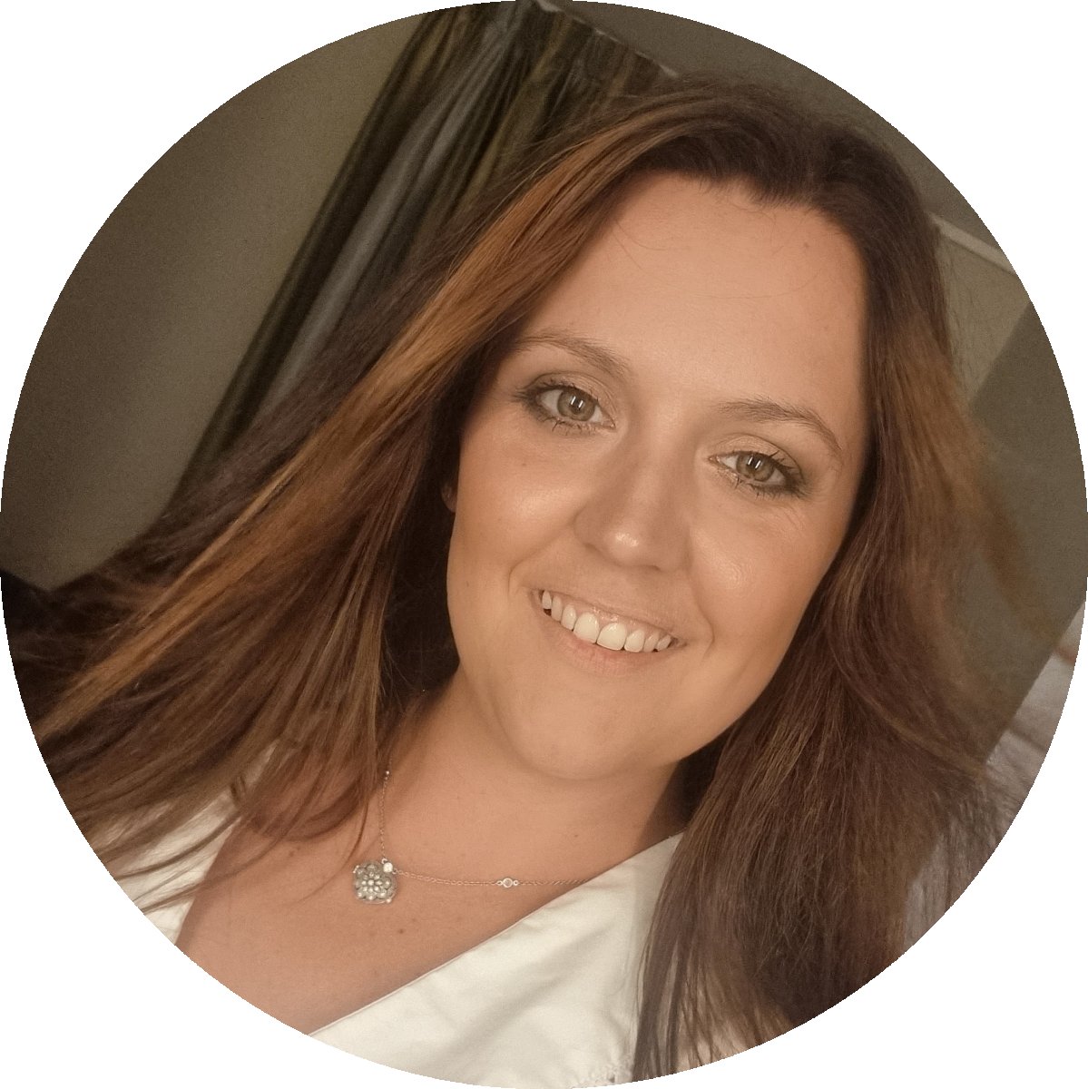 Bethany Matthewson Hallam FM & Greatest Hits Radio Skydive 2023