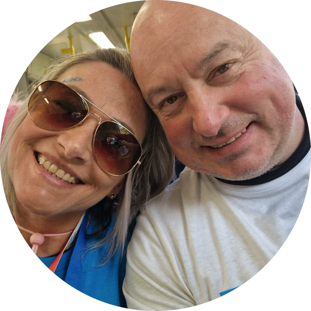Robert & Vicki Cairney's profile pic