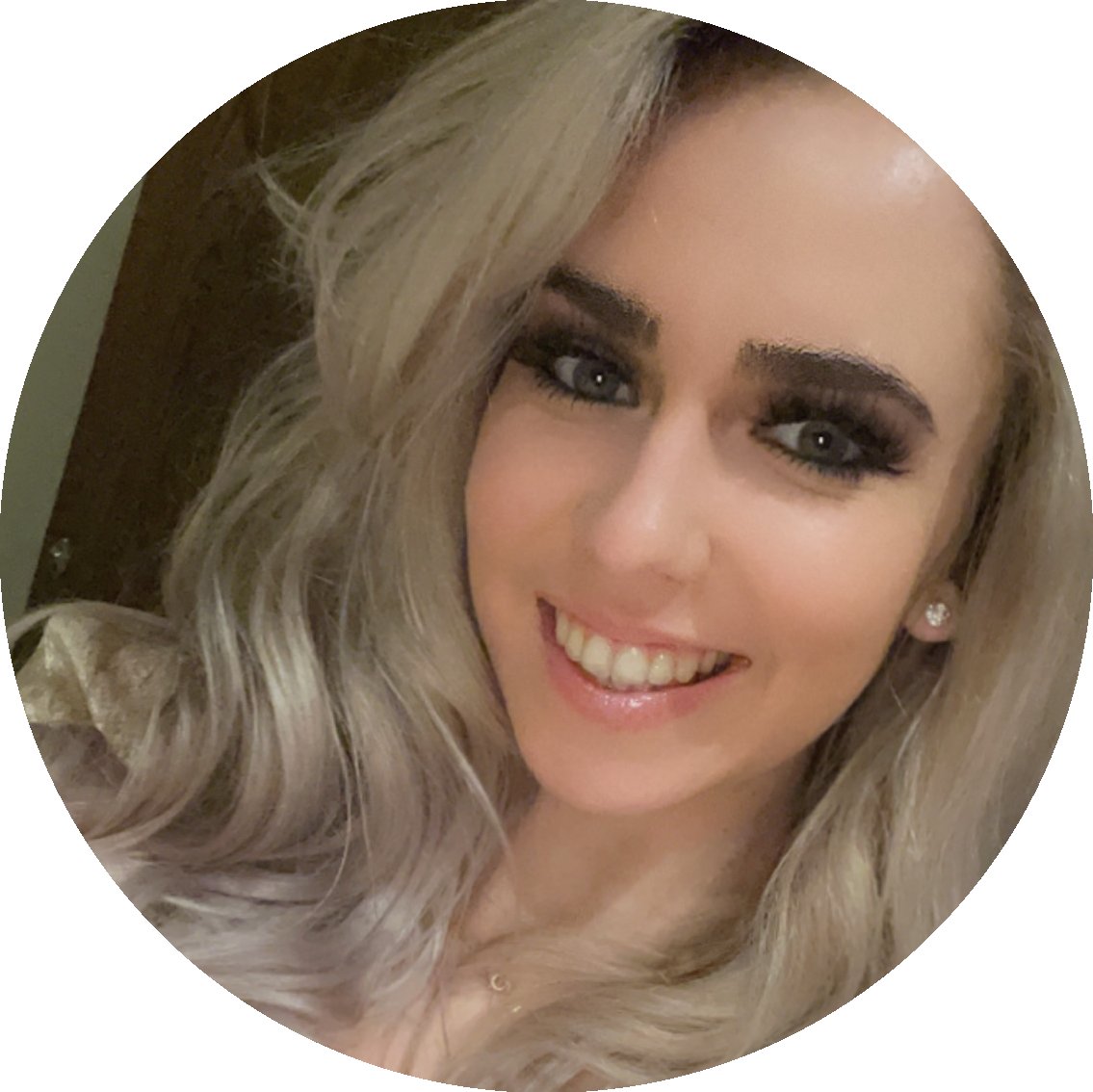 Bethany Matthewson Hallam FM & Greatest Hits Radio Skydive 2023